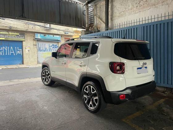 JEEP RENEGADE 1.8 16V FLEX LONGITUDE 4P AUTOMÁTICO JEEP RENEGADE 1.8 16V FLEX LONGITUDE 4P AUTOMÁTICO